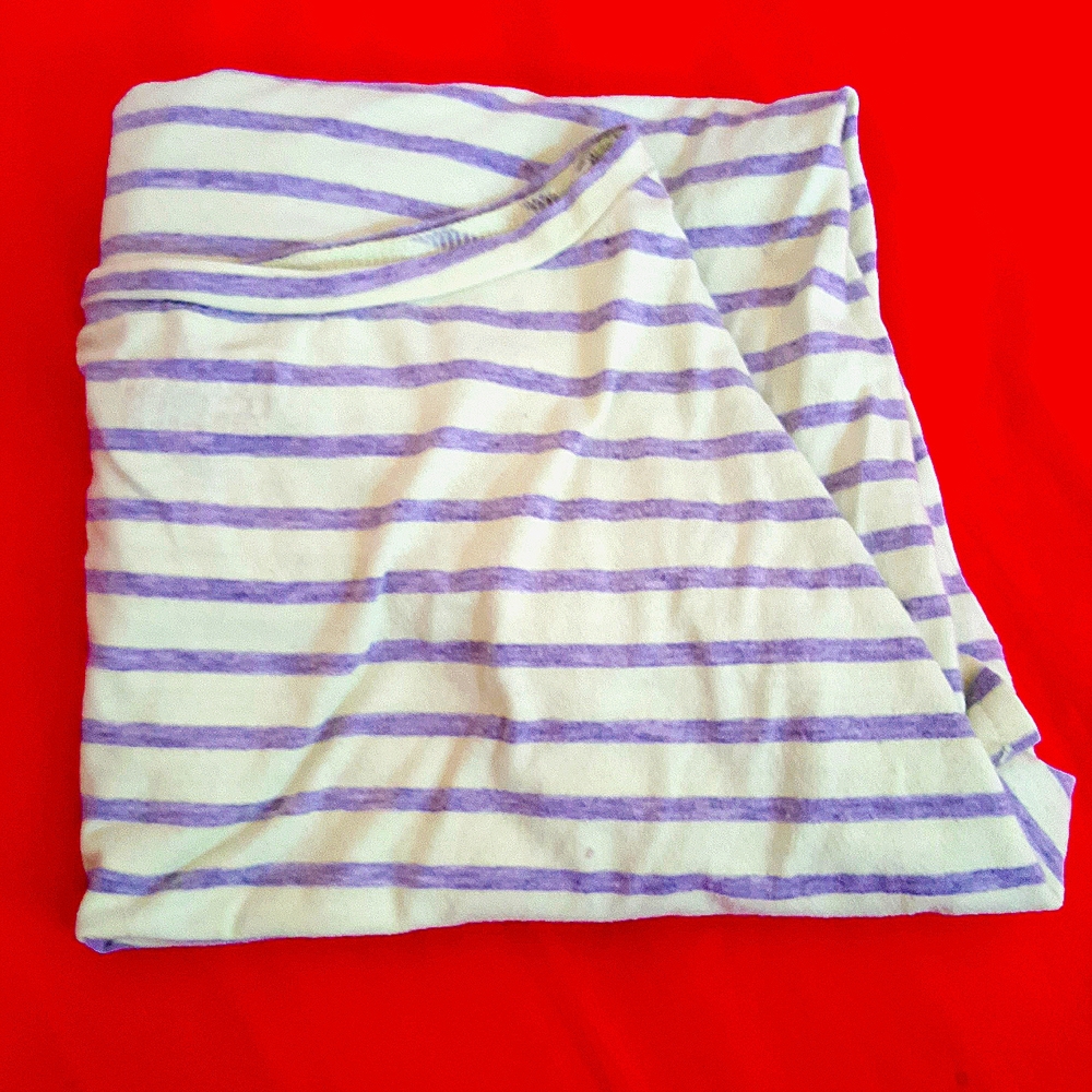 Old Navy Long Sleeve Tee-Shirt